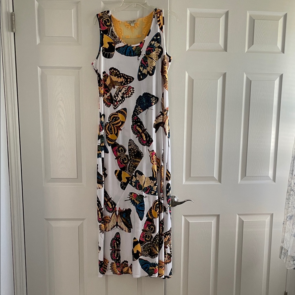 Butterfly Print Maxi Dress - White